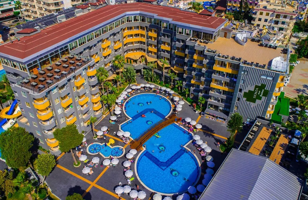 Senza Grand Santana Hotel-1
